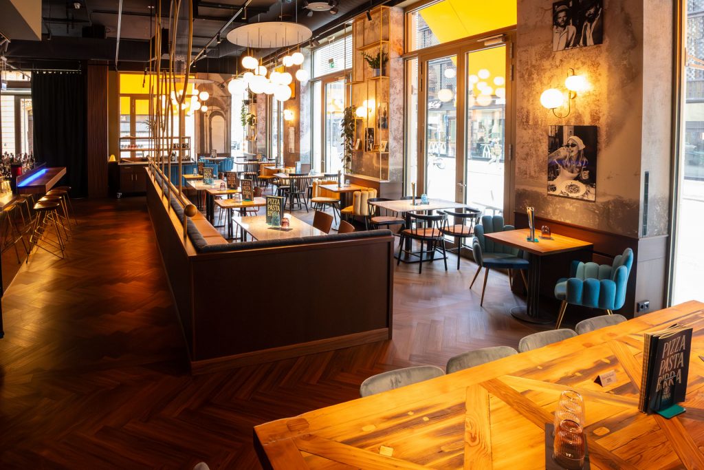 Location Bild: Impressionen vom Untergeschoss Links im DONNA - Ristorante Napoletano