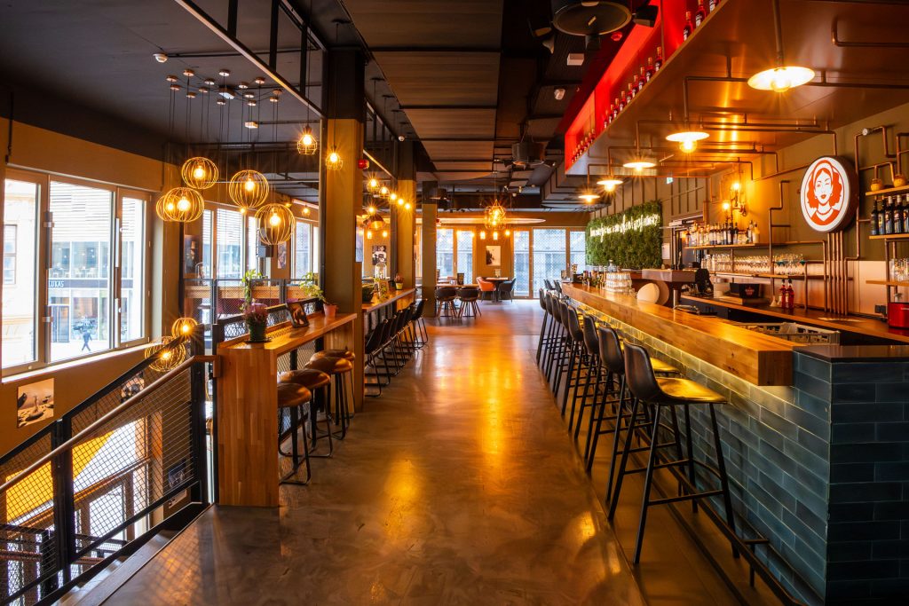 Location Bild: Impressionen vom Obergeschoss Links im DONNA - Ristorante Napoletano