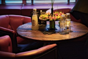 Partyservice ausgefallene Tischdeko